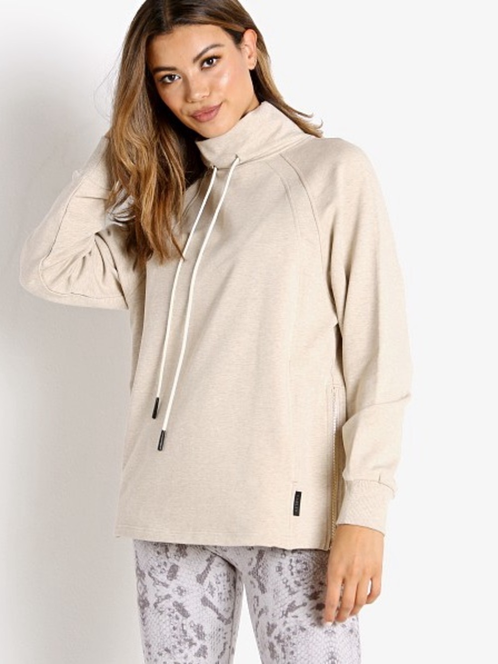 NWOT Varley Atlas Funnel Neck Sweatshirt Beige Cream Size Medium